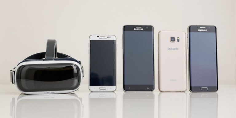 Which Samsung Galaxy Phone Should You Buy for Your Gear VR?